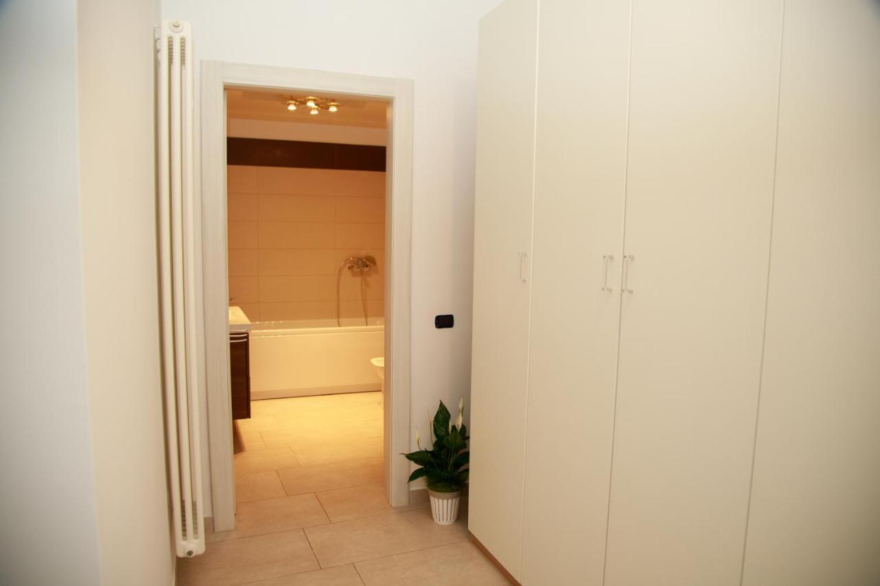 Residenza Le Chianche Bed & Breakfast Latiano ภายนอก รูปภาพ
